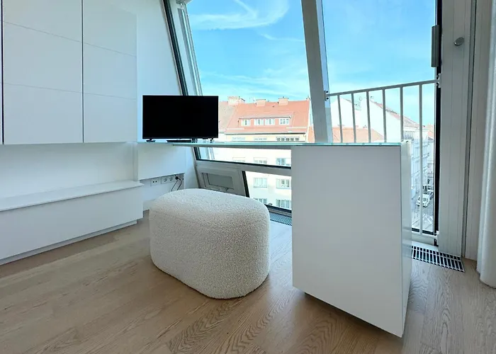 Modernes Im Zentrum Von *